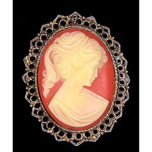 1928 Jewelry Faux Carnelian Cameo Oval Brooch.